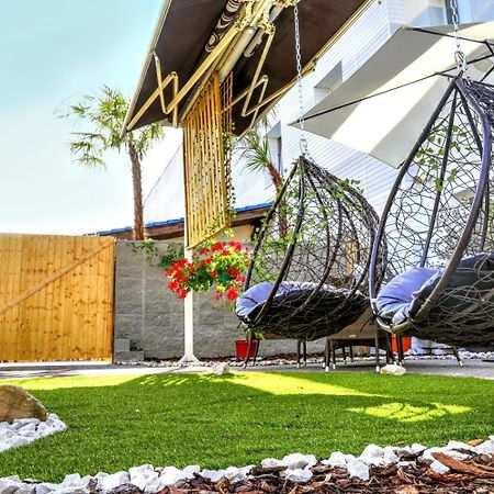 Ferrari Wellness Apartman Pardubice Kültér fotó